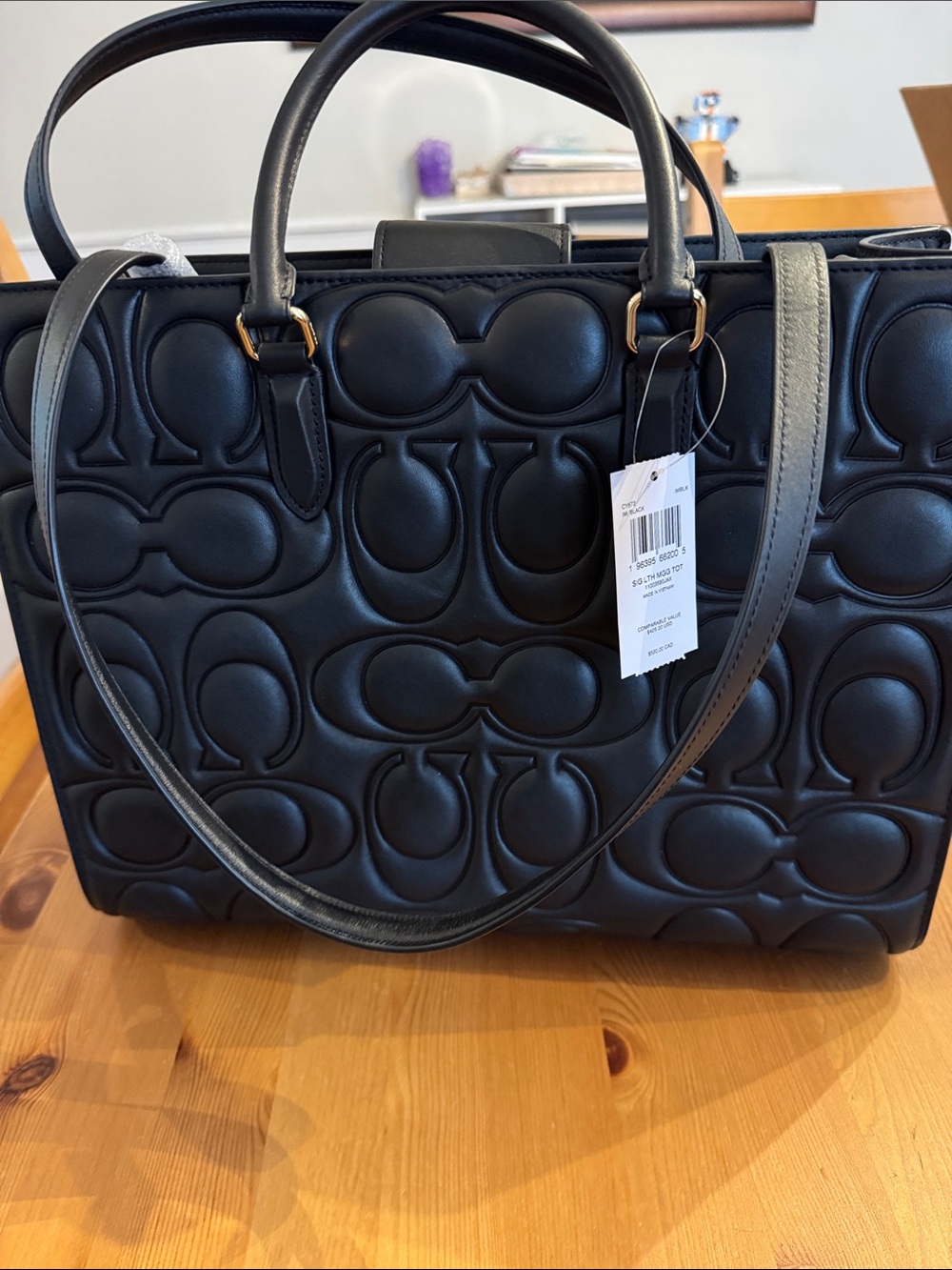 NWT! COACH Black Quilted Maggie Tote in Signature Leather - Picture 4 of 11